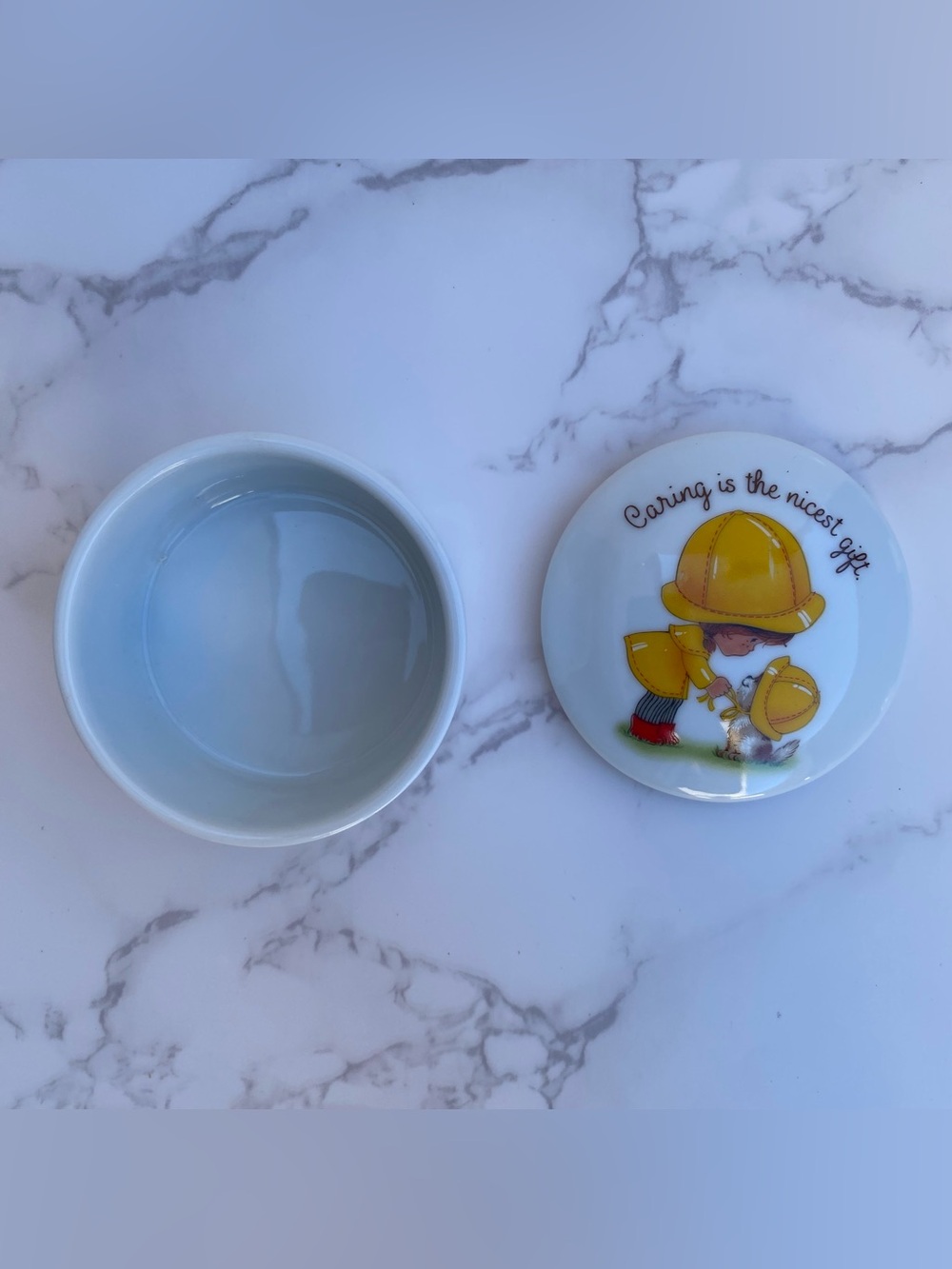 1983 Hallmark Slickers Round Trinket Box "Caring Is The Nicest Gift" Japan